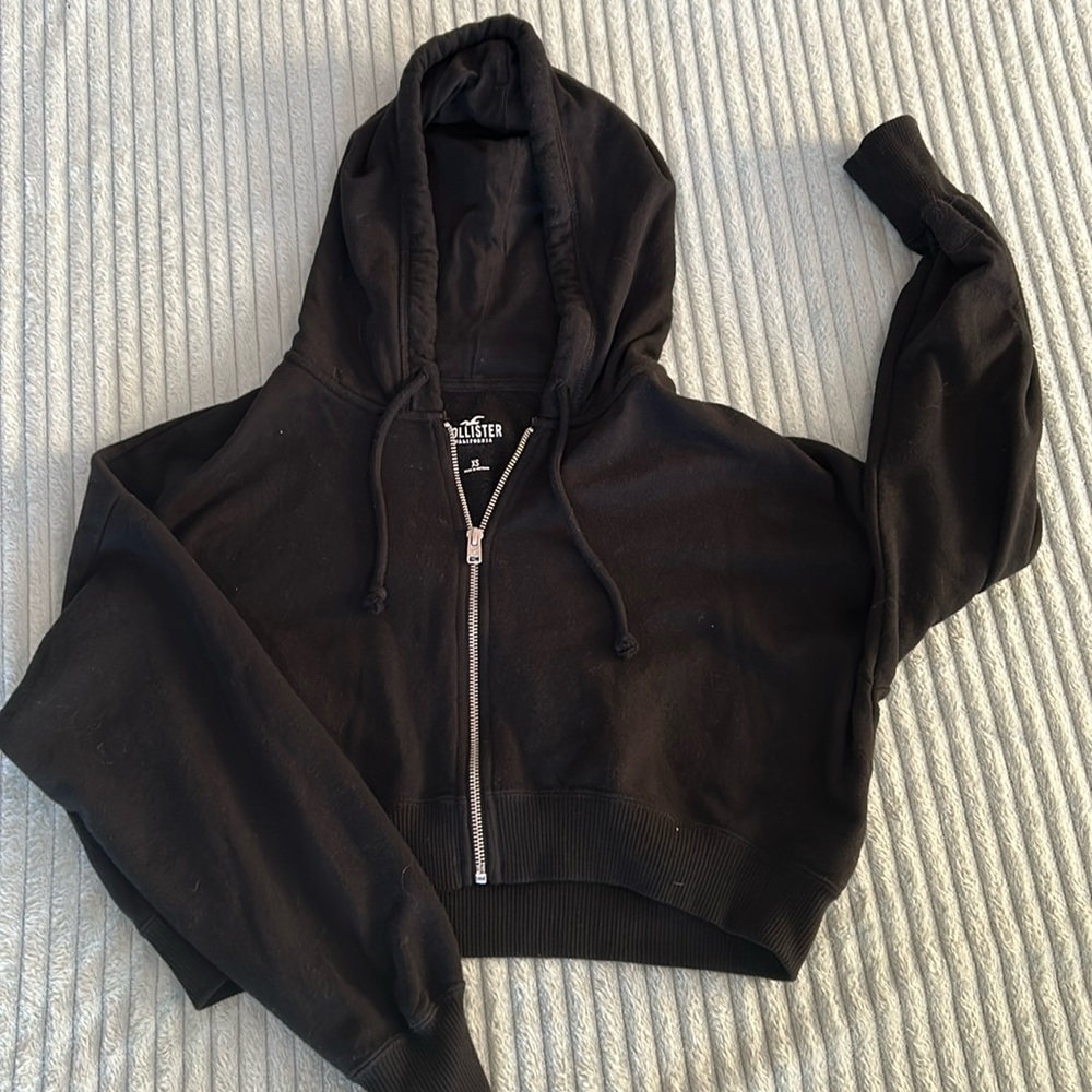 Used Hollister Women’s Black Mini Zip-up